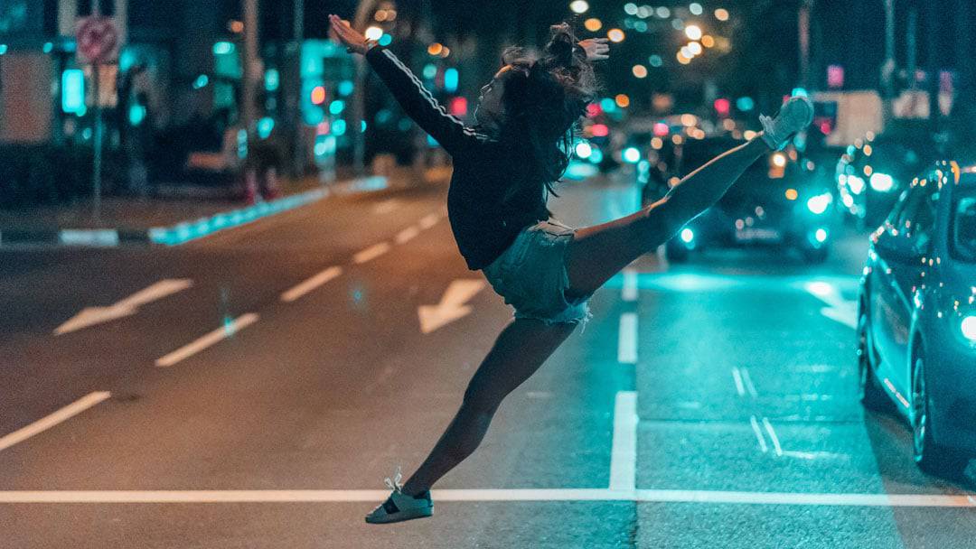 Bay Area PSI Seminars Graduate Dances Her Way Around the World