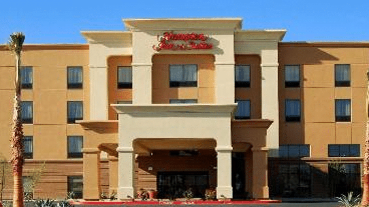 Hampton Inn and Suites Las Vegas Airport